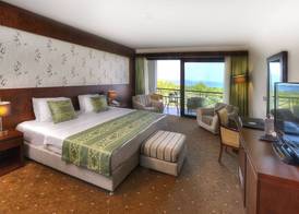 Korineum Golf & Beach Resort 4
