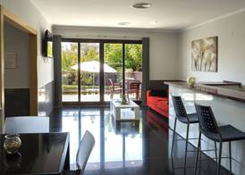 Aparthotel El Faro 3