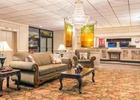 Ramada by Wyndham Paintsville Hotel & Conference Center 4