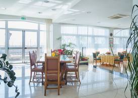 Hotel Holidays 3