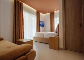 KRONOS Hotel Sarandë 4