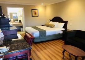 Dynasty Suites Hotel 4