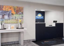 Days Inn by Wyndham Davenport 2