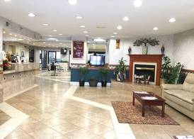Americas Best Value Inn and Suites Saint Charles 2