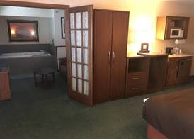 Northwoods Inn & Suites - Blackduck 3