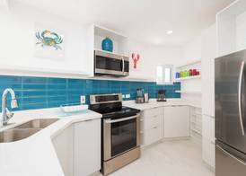Blue-sky penthouse 3