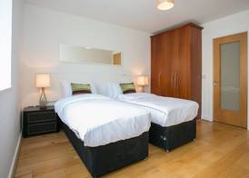 Grand Canal Square Apartments 5