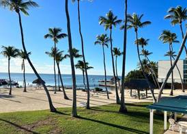 Breezy Palms Resort 2