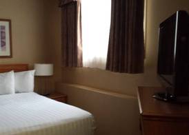 Days Inn & Suites by Wyndham West Edmonton 5