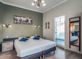 New Hotel de Lives 5