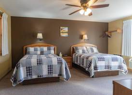 Little Bluff Inn 2