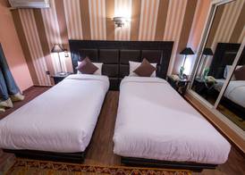Hotel Akouas 4