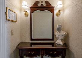 Bristol Hotel, Boutique Collection 2
