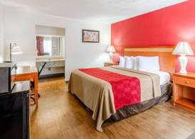 Econo Lodge Martinsville 5