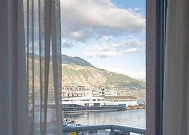 Elektra Stay Port & Sea View 5