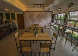Traveller Bunker Hostel 1 2