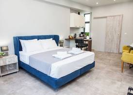Elegant Rooms Athens 4