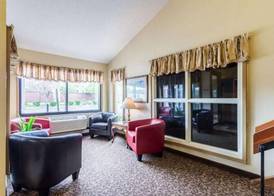 Red Wing Inn and Suite 5