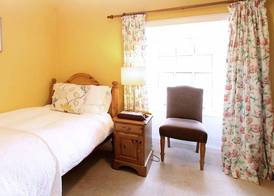 The Colonsay Hotel 4
