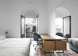 Numa Seville Solea 4