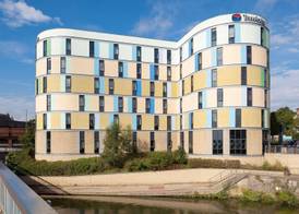 Travelodge Maidstone Central 2