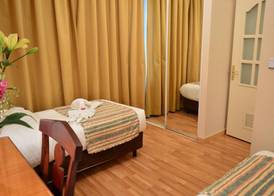 Comfort Hotel Suites 4