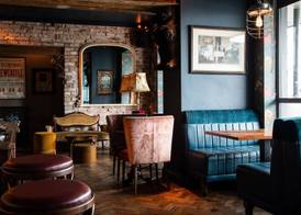 Avoca Hotel 4