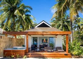 Lomani Island Resort & Spa 4