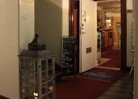Hotel Emma 2