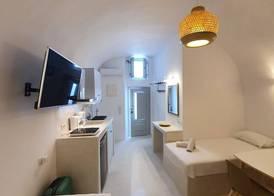 Nefeli Traditional Cave Houses 4