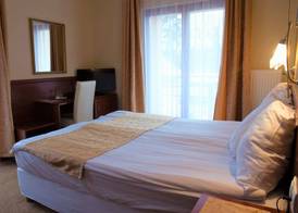 Hotel Viktória 4