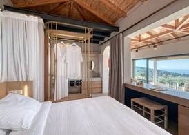 Artblue Villas 5