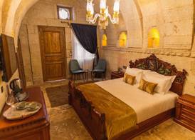 Solo Cave Suites 2