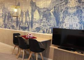 Luxury Singular Apartments Orange 2