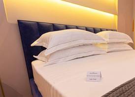 Light Hotel 5