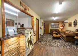 Super 8 by Wyndham Dubois 3