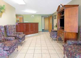 Super 8 by Wyndham St. Clair MO 3