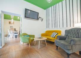 Dizzy Daisy Hostel 3