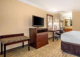 Clarion Inn Conference Center 5