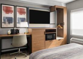 AmericInn by Wyndham Urbana Champaign University Area 4