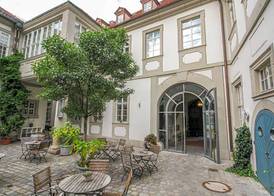 Palais Schrottenberg 4