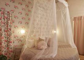 Bright Romantic Retreat in Florence 2