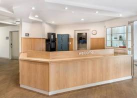 Sonesta Simply Suites Las Vegas Convention Center 2