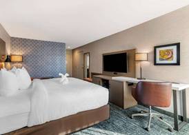 Clarion Inn Nashua 4