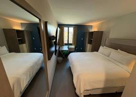 Holiday Inn Express & Suites Bronx - Barnabas area by IHG 5