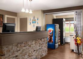 Travelodge Suites by Wyndham Moncton 2