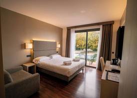 Yachting Hotel Mistral 4