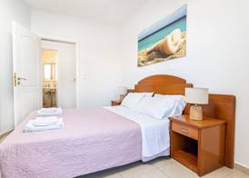 Sun Beach Apartments 3