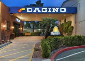 DAYS INN WILD WILD WEST HOTEL 3