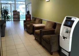 Days Inn by Wyndham Alexandria South 3